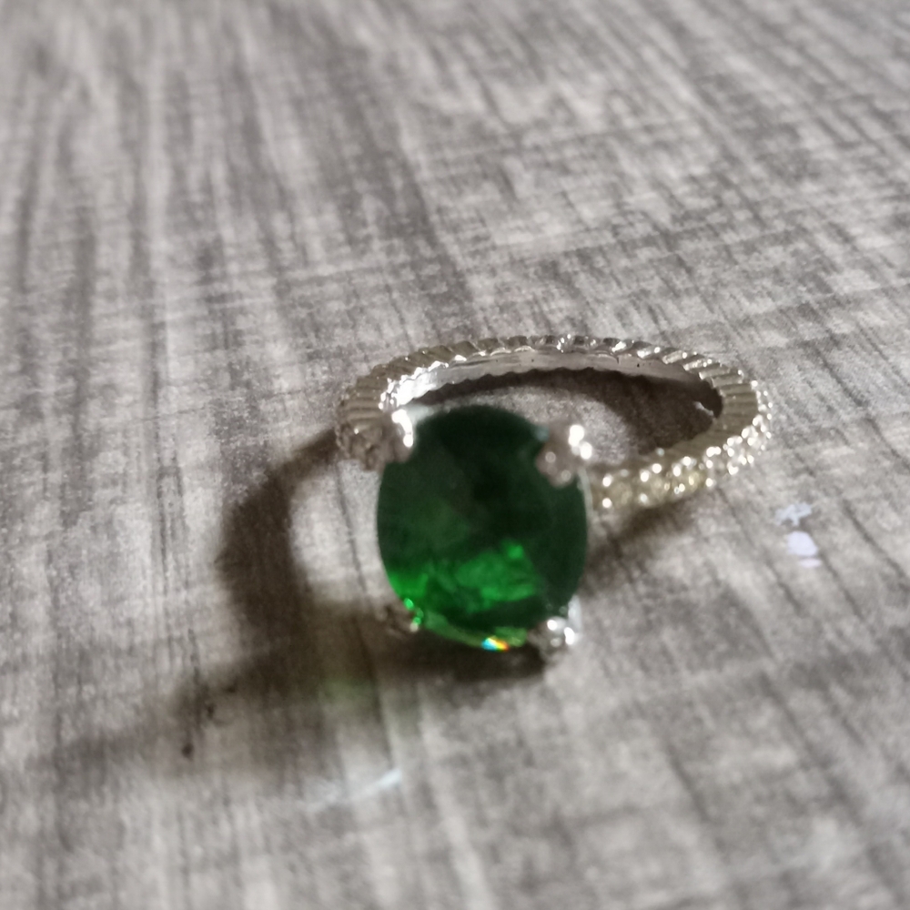 Ring - Picture 4 of 6